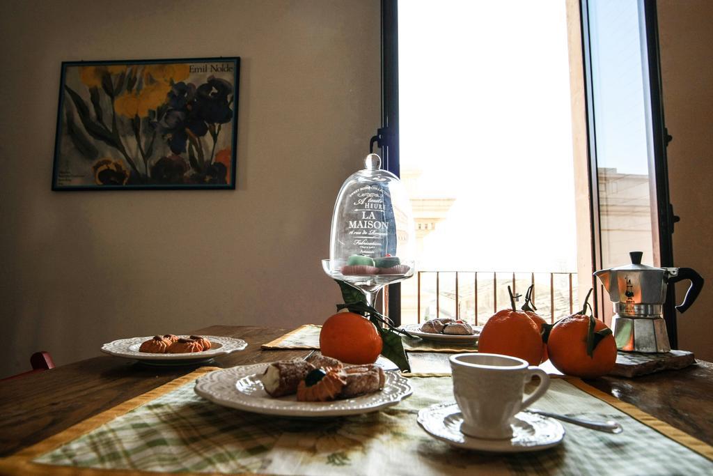 Appartement Pepè Concetta e la movida à Noto Extérieur photo